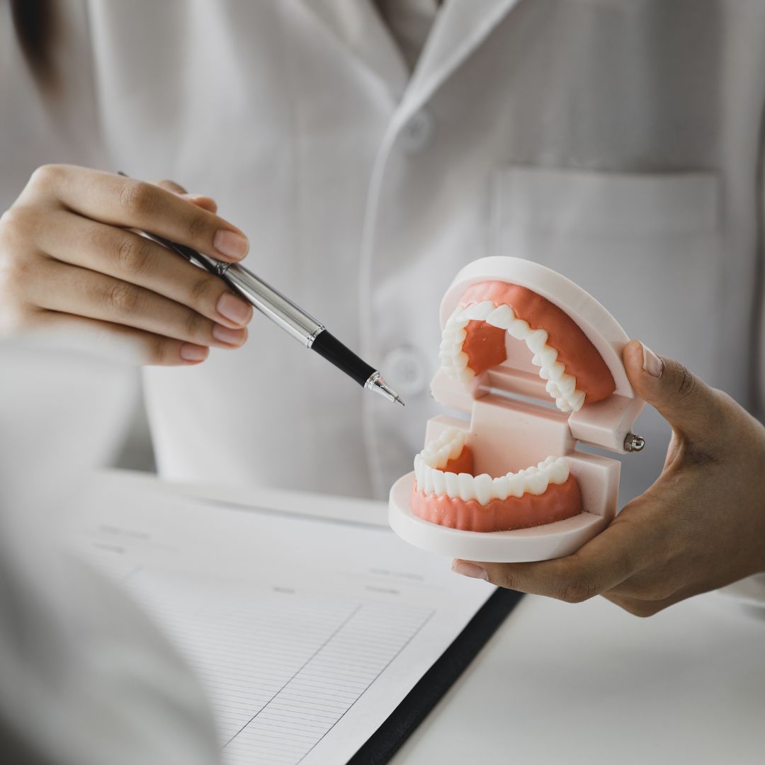 Clínica Dental en Las Palmas | Dr. Román Hernández | Férula de descarga